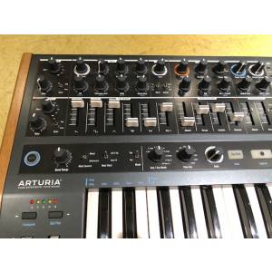 SINTETIZZATORE ANALOGICO ARTURIA MINIBRUTE 2