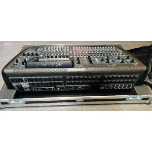 MIXER DIGITALE BEHRINGER X32 + FLIGHT CASE
