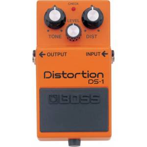 pedale effetto per chitarra BOSS DS1 DISTORSORE