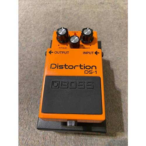 Pedale chitarra BOSS DS-1