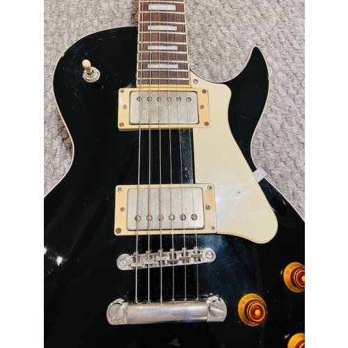 CHITARRA ELETTRICA CORT TS200