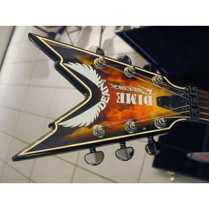 CHITARRA DEAN RAZORBACK EXPLOSION