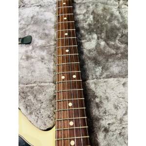 CHITARRA ELETTRICA FENDER American Pro Jazz Master