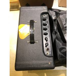 Amplificatore per chitarra FENDER Blues Junior III