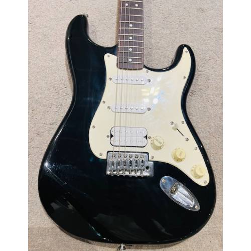 CHITARRA ELETTRICA FENDER SQUIER BULLET STRAT