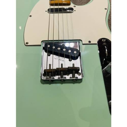 CHITARRA ELETTRICA FENDER Tele Vintera 50 Modified Surf Gr