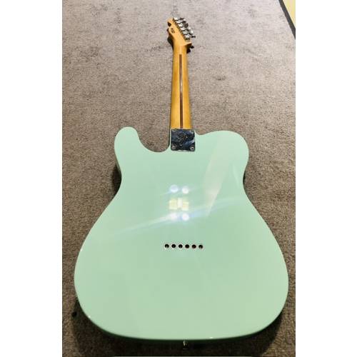 CHITARRA ELETTRICA FENDER Tele Vintera 50 Modified Surf Gr