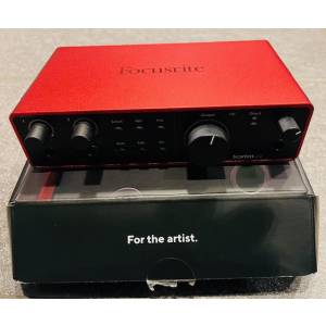 SCHEDA AUDIO FOCUSRITE SCARLETT 2I2 4TH