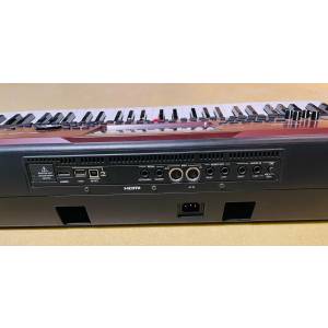 TASTIERA ARRANGER KORG PA700