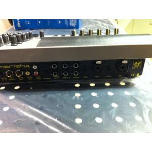 LETTORE AUDIO MIDI M-LIVE MERISH 4 finitura marrone