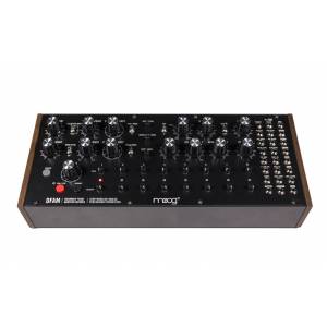 Synth Analogico Semi-Modulare MOOG DFAM