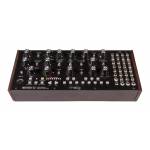 MOOG Mother 32