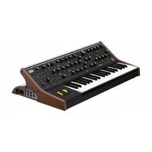 SINTETIZZATORE MOOG SUB 37 TRIBUTE EDITION