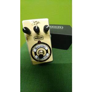 PEDALE EFFETTO MXR ZW44 BERZEKKER OVERDRIVE