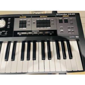TASTIERA ROLAND VR-09
