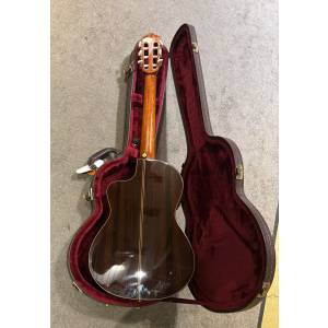 CHITARRA CLASSICA AMPLIFICATA SALVADOR CORTEZ CS  225