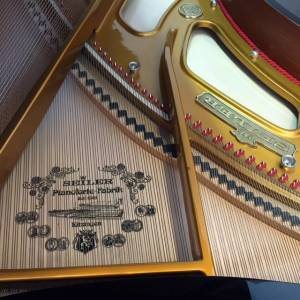 PIANOFORTE A CODA SEILER 240