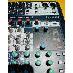 Mixer SOUNDCRAFT Signature 10