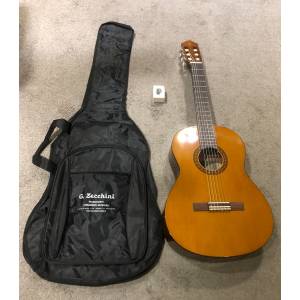 Chitarra classica YAMAHA C40 PACK