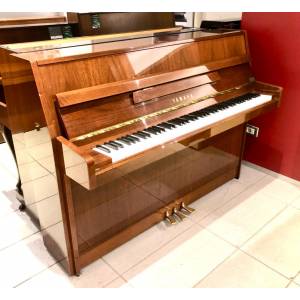 Pianoforte verticale YAMAHA M108N