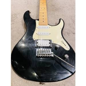 Chitarra elettrica YAMAHA Pacifica 112VM
