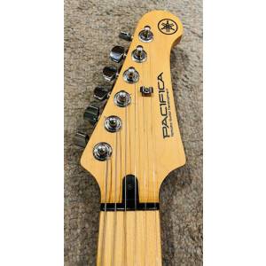Chitarra elettrica YAMAHA Pacifica 112VM