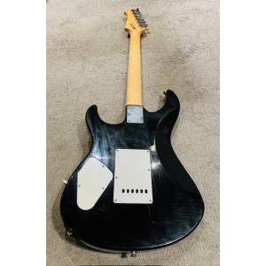 Chitarra elettrica YAMAHA Pacifica 112VM