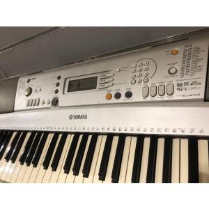 Tastiera YAMAHA PSR -E303