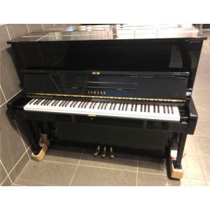 Pianoforte verticale YAMAHA U1E