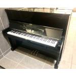 YAMAHA U1M